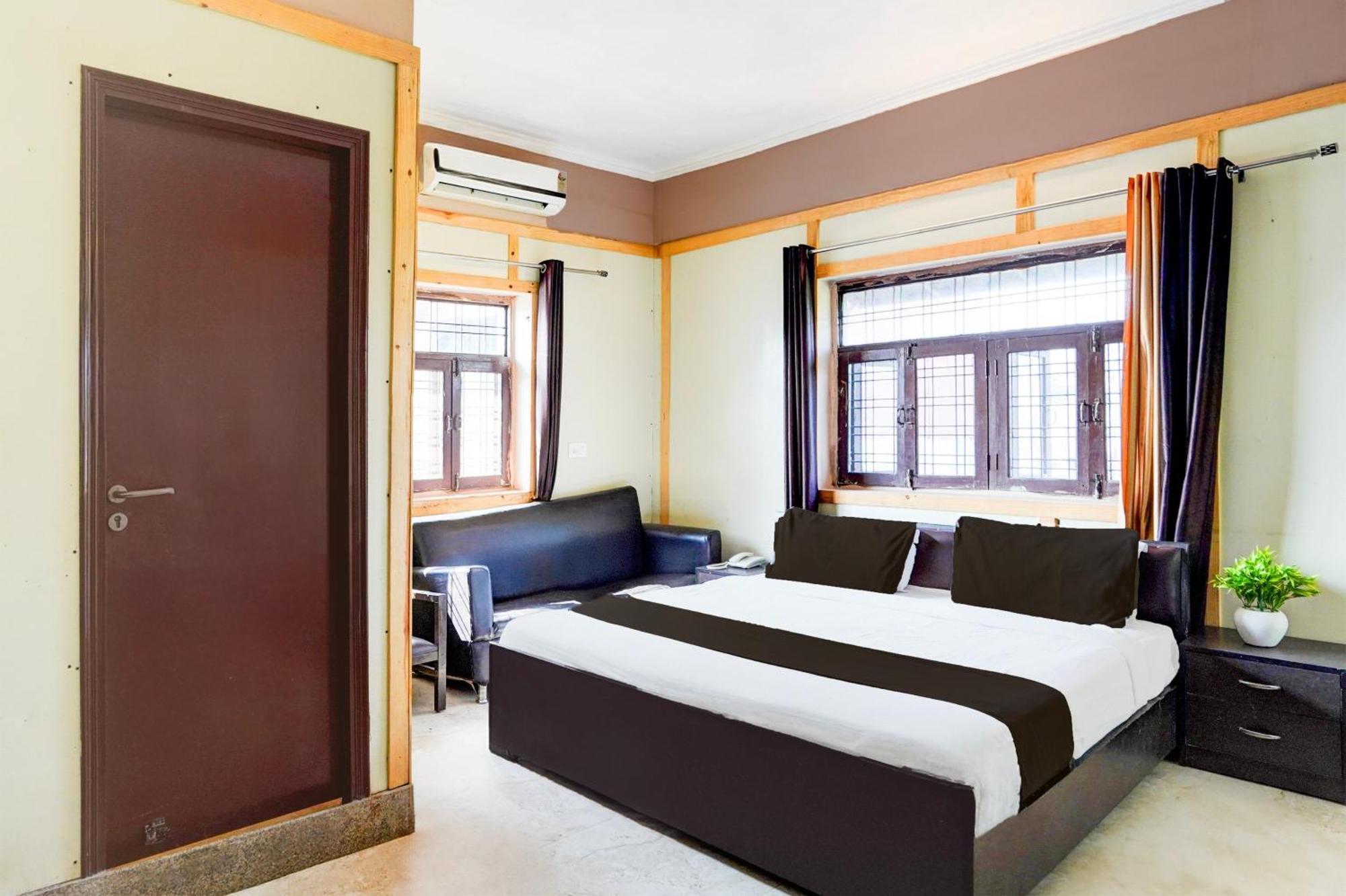 Super Hotel O Gms Road Ballupur Chowk デヘラードゥーン エクステリア 写真